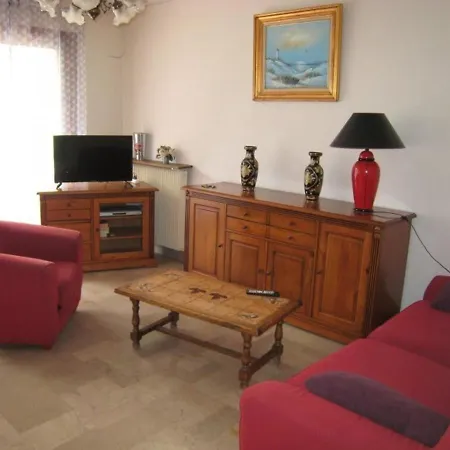 F3 Avec Terrasse, Parking, Wi-fi - Ideal Cures - Centre-ville Amelie-les-bains - Fr-1-703-87