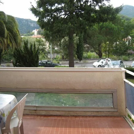 F3 Avec Terrasse, Parking, Wi-fi - Ideal Cures - Centre-ville Amelie-les-bains - Fr-1-703-87 * Amelie-les-Bains-Palalda